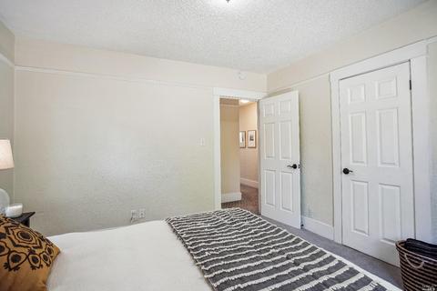 644 Everett Pl, Vallejo, CA 94590 photo 13