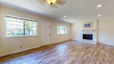 28 Trinity Dr, Novato, CA 94947 photo 12