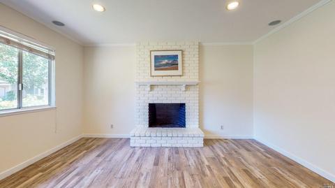 28 Trinity Dr, Novato, CA 94947 photo 7