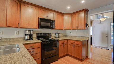 405 Mcgrue Cir, Vallejo, CA 94589 photo 9