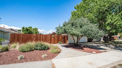 108 Melba Dr, Vallejo, CA 94589 photo 3