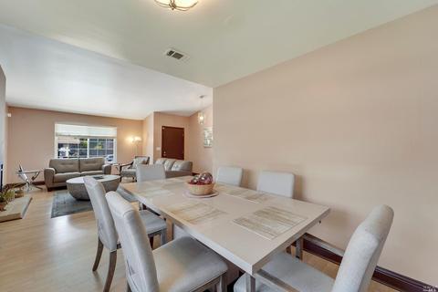 148 Tellerday Ct, Vallejo, CA 94589 photo 9