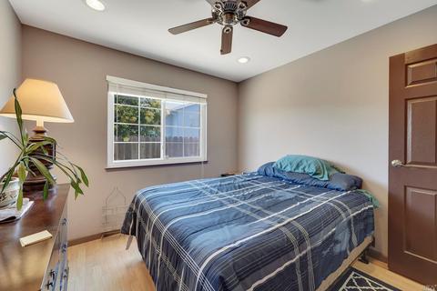148 Tellerday Ct, Vallejo, CA 94589 photo 25