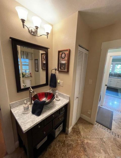 911 Wright St, Santa Rosa, CA 95404 photo 15