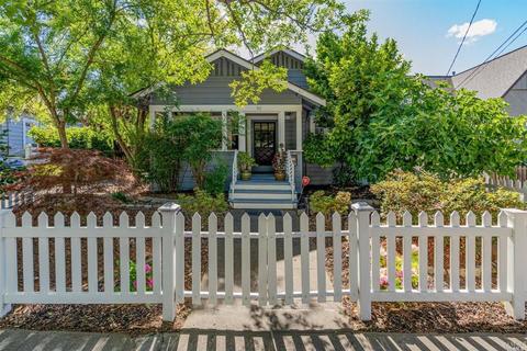 911 Wright St, Santa Rosa, CA 95404 photo 1