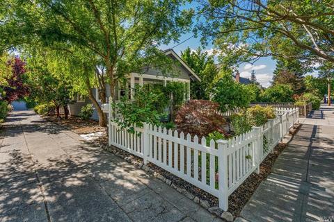 911 Wright St, Santa Rosa, CA 95404 photo 42