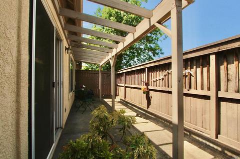 867 Bob Crosby Way, Windsor, CA 95492 photo 16