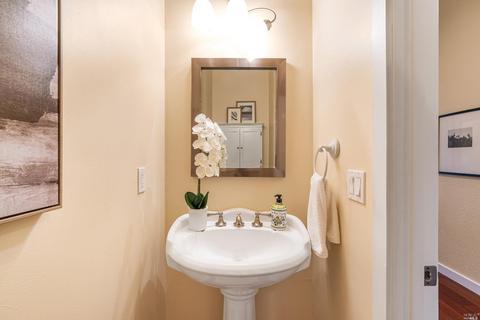 78 Front St, Healdsburg, CA 95448 photo 25
