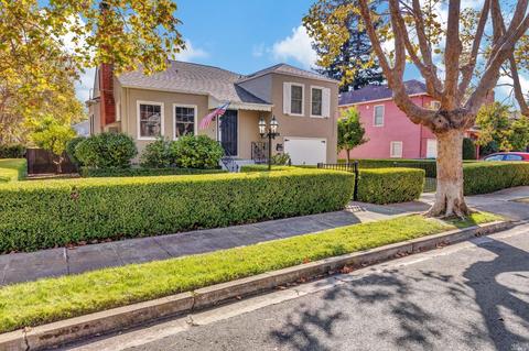 1945 Indiana St, Vallejo, CA 94590 photo 1