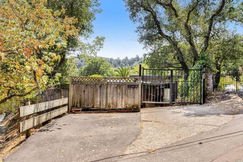 17 Oak Rd, Fairfax, CA 94930 photo 6