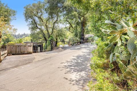 17 Oak Rd, Fairfax, CA 94930 photo 5