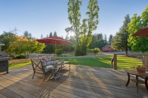 7380 E Hurlbut Ave, Sebastopol, CA 95472 photo 3