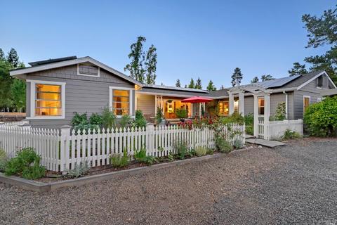 7380 E Hurlbut Ave, Sebastopol, CA 95472 photo 1
