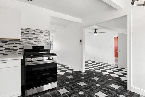 708 Fulton Ave, Vallejo, CA 94591 photo 9