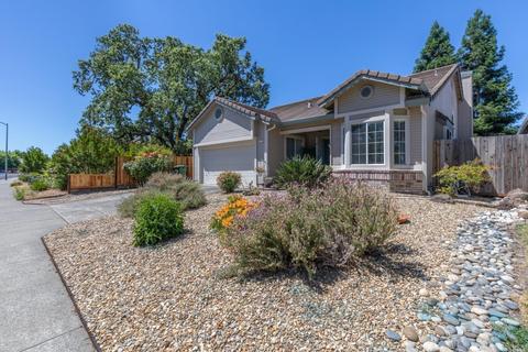 8473 Shadetree Dr, Windsor, CA 95492 photo 2