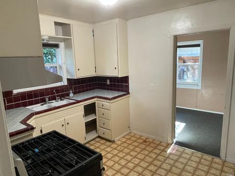 341 S 1st St, Dixon, CA 95620 photo 12