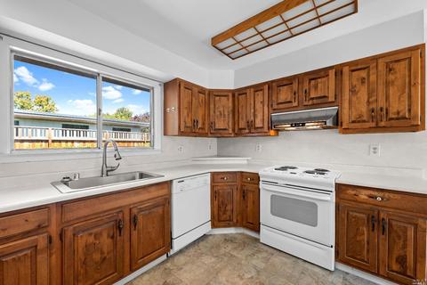 3315 Magowan Dr, Santa Rosa, CA 95405 photo 9