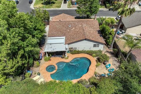 316 Bishop Dr, Vacaville, CA 95687 photo 12