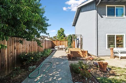 431 Solano Dr, Benicia, CA 94510 photo 32