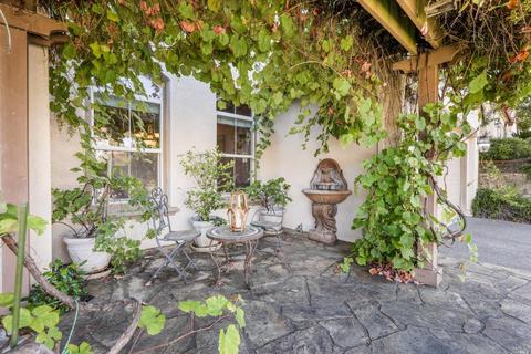 1255 Wildwing Ave, Vallejo, CA 94591 photo 2