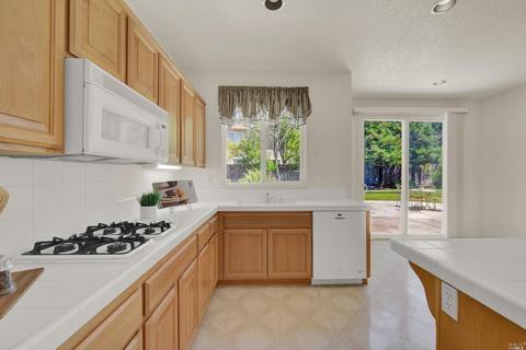 760 Ruby Dr, Vacaville, CA 95687 photo 23