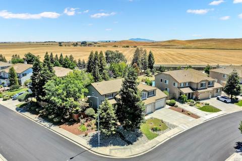 760 Ruby Dr, Vacaville, CA 95687 photo 3