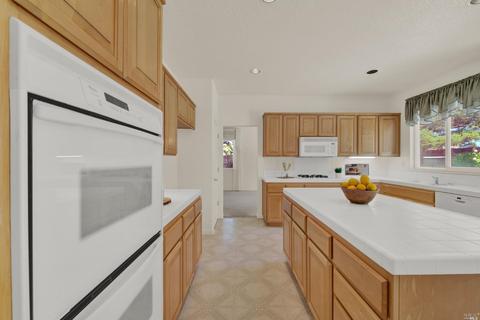 760 Ruby Dr, Vacaville, CA 95687 photo 20