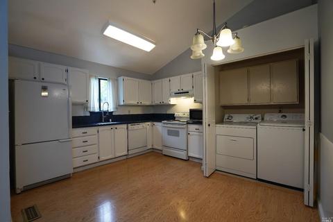 43 Pine Tree Cir, Cotati, CA 94931 photo 3