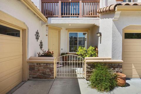 2832 Olivewood Ln, Vallejo, CA 94591 photo 4