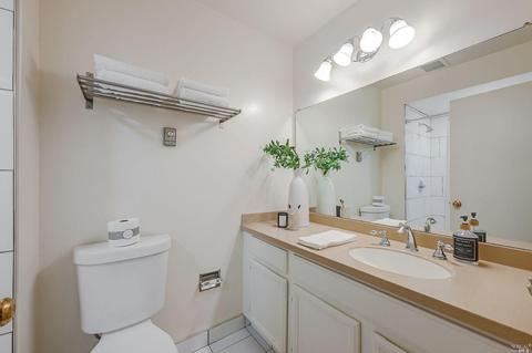 7 W Harbor Dr, Sausalito, CA 94965 photo 19