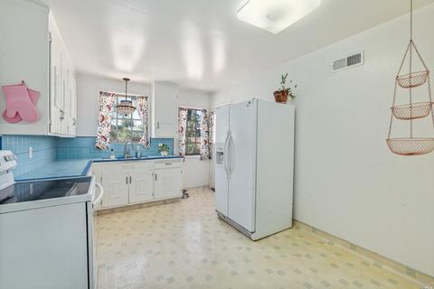150 Claremont Ave, Vallejo, CA 94590 photo 9