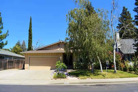 657 Hamilton Dr, Vacaville, CA 95687 photo 1