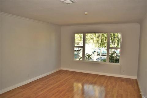657 Hamilton Dr, Vacaville, CA 95687 photo 5