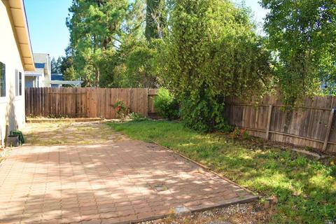 657 Hamilton Dr, Vacaville, CA 95687 photo 21