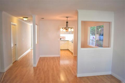 657 Hamilton Dr, Vacaville, CA 95687 photo 7