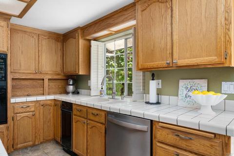 825 Royal Elf Ct, Dixon, CA 95620 photo 20