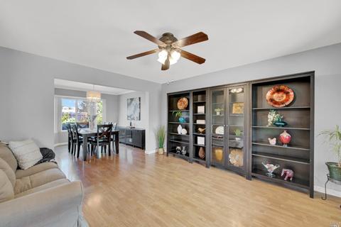 110 Segovia Ct, Vallejo, CA 94591 photo 11