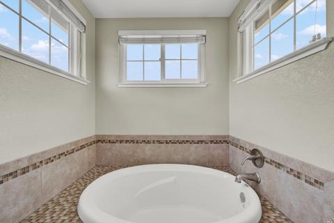 87 Castle Hill Ct, Vallejo, CA 94591 photo 39