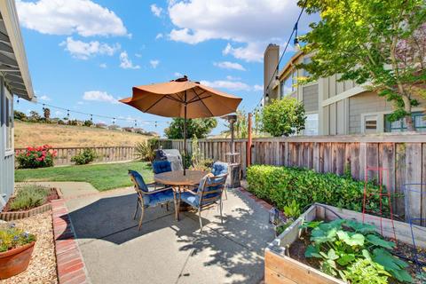 87 Castle Hill Ct, Vallejo, CA 94591 photo 50
