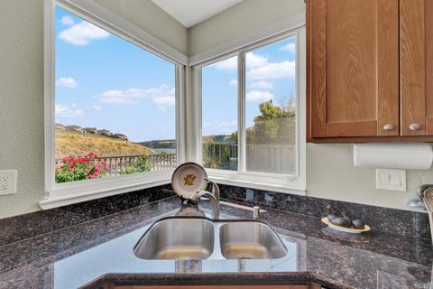 87 Castle Hill Ct, Vallejo, CA 94591 photo 14