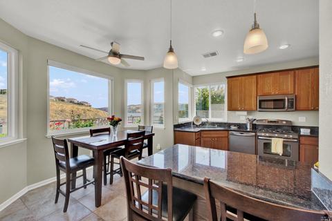 87 Castle Hill Ct, Vallejo, CA 94591 photo 21
