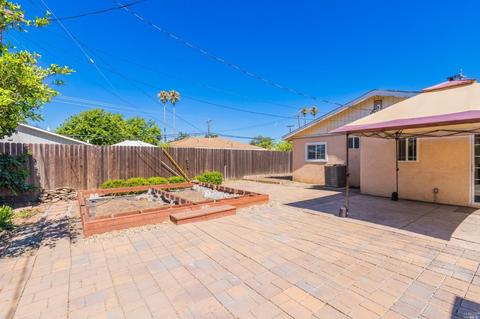 433 W H St, Dixon, CA 95620 photo 37