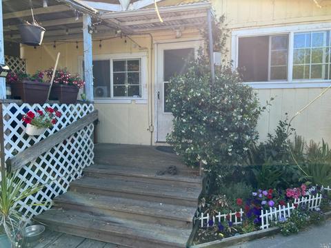 1064 S Wright Rd, Santa Rosa, CA 95407 photo 2