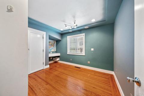 114 Lois Ln, Vallejo, CA 94590 photo 12