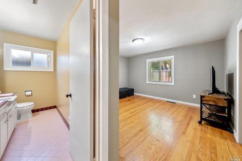 114 Lois Ln, Vallejo, CA 94590 photo 16
