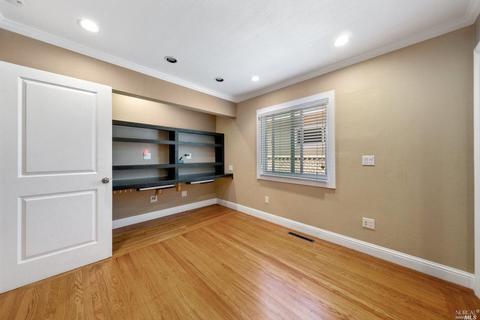 114 Lois Ln, Vallejo, CA 94590 photo 14