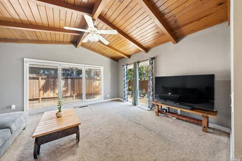 114 Lois Ln, Vallejo, CA 94590 photo 10