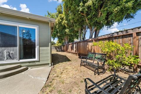 114 Lois Ln, Vallejo, CA 94590 photo 25