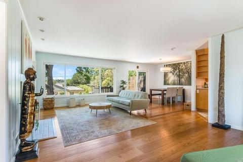 121 El Verano St, Vallejo, CA 94590 photo 2