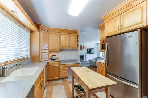 121 El Verano St, Vallejo, CA 94590 photo 7